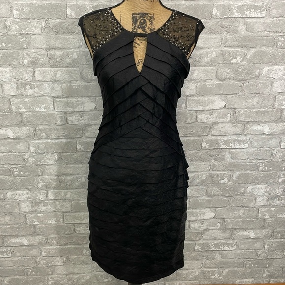 London Times Tiered Mesh Beaded Cocktail Dress - Picture 1 of 7